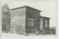 Dom murowano-drewniany, ul. Białostoczańska 13 (obecna ul. Włókiennicza), Białystok, Białystok, 1945-1969 r. Fot. Zenon Miecielski