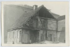 Dom drewniany, ul. Biała 6, Białystok, 1945-1969 r. Fot. Zenon Miecielski