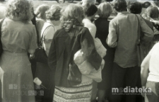 Wypadek samochodowy, ul. Feliksa Dzierżyńskiego, Białystok, druga połowa lat 70. XX w., fot. ze zbiorów Andrzeja Trzcińskiego