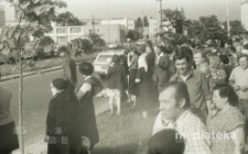 Wypadek samochodowy, ul. Feliksa Dzierżyńskiego, Białystok, druga połowa lat 70. XX w., fot. ze zbiorów Andrzeja Trzcińskiego