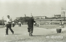 Skwer, Białystok, druga połowa lat 70. XX w., fot. ze zbiorów Andrzeja Trzcińskiego