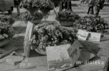 Giełda staroci, Plac XXX-lecia PRL, Białystok, ok. 1978 r., fot. ze zbiorów Andrzeja Trzcińskiego