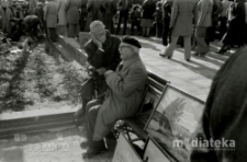 Giełda staroci, Plac XXX-lecia PRL, Białystok, ok. 1978 r., fot. ze zbiorów Andrzeja Trzcińskiego