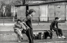 Stadion, skok wzwyż, ul. Jurowiecka, Białystok, ok. 1978 r., fot. ze zbiorów Andrzeja Trzcińskiego