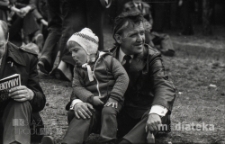 Wyścig kolarski - kibice, Białystok, ok. 1978 r., fot. ze zbiorów Andrzeja Trzcińskiego