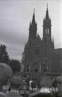 Procesja Bożego Ciała, Rynek Kościuszki, Białystok, druga połowa lat 70. XX w., fot. ze zbiorów Andrzeja Trzcińskiego