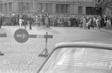 Procesja Bożego Ciała, Rynek Kościuszki, Białystok, druga połowa lat 70. XX w., fot. ze zbiorów Andrzeja Trzcińskiego
