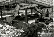 Plac budowy, Białystok, druga połowa lat 70. XX w., fot. ze zbiorów Andrzeja Trzcińskiego