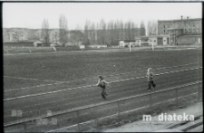 Stadion przy ul. Jurowieckiej, Białystok, druga połowa lat 70. XX w., fot. ze zbiorów Andrzeja Trzcińskiego
