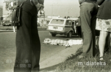 Wypadek samochodowy, ul. Feliksa Dzierżyńskiego, Białystok, druga połowa lat 70. XX w., fot. ze zbiorów Andrzej Trzcińskiego