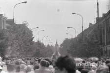 Procesja Bożego Ciała, ul. Lipowa, Białystok, druga połowa lat 70. XX w., fot. ze zbiorów Andrzej Trzcińskiego