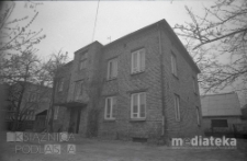 Kamienica murowana, okolice ul. Mazowieckiej, Białystok, druga połowa lat 70. XX w., fot. ze zbiorów Andrzej Trzcińskiego