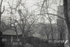 Podwórze, druga połowa lat 70. XX w., fot. ze zbiorów Andrzej Trzcińskiego