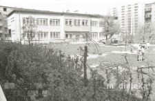Plac zabaw, Białystok, druga połowa lat 70. XX w., fot. ze zbiorów Andrzeja Trzcińskiego