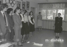 Egzaminy maturalne, Liceum Ogólnokształcące nr IV im. C.K.Norwida w Białymstoku, ul. Zwierzyniecka 9A, Białystok, druga połowa lat 70. XX w., fot. ze zbiorów Andrzeja Trzcińskiego