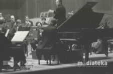 Koncert w Filharmonii Podlaskiej, ul. Podleśna 2, Białystok, druga połowa lat 70. XX w., fot. ze zbiorów Andrzeja Trzcińskiego
