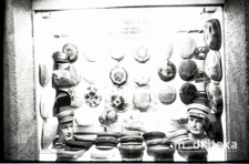 Witryna sklepowa, Białystok, druga połowa lat 70. XX w., fot. ze zbiorów Andrzeja Trzcińskiego