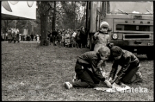 Obchody Święta Pracy 1 Maja, Park Zwierzyniecki, Białystok, druga połowa lat 70. XX w., fot. ze zbiorów Andrzeja Trzcińskiego