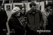 Obchody Święta Pracy 1 Maja, wystawa plenerowa, ul. Podleśna 2, Białystok, druga połowa lat 70. XX w., fot. ze zbiorów Andrzeja Trzcińskiego