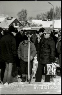 Targ zimowy, Białystok, druga połowa lat 70. XX w., fot. ze zbiorów Andrzeja Trzcińskiego