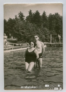 Halina i Czesław Kuczyńscy na wakacjach, lata 70. XX w.