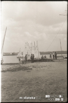 Kurs żeglarski dla dzieci i młodzieży na Stawach Dojlidzkich, Białystok, lata 60. 70. XX w.