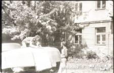 Budowa jachtu, ul. Starobojarska 18, Białystok, 1975 r.