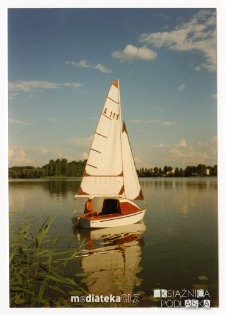 Żaglówka Amigo A-222, typ Pasja 383 na jeziorze Rajgrodzkim, 1992-2015 r.