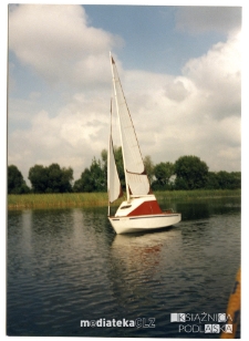 Żaglówka Amigo A-222, typ Pasja 383 na jeziorze, 1992-2015 r.