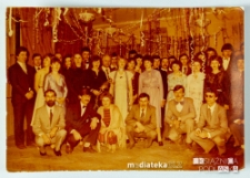 Portret zbiorowy uczestników balu, Białystok, Technikum Kolejowe w Starosielcach