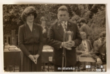 Uroczystości szkolne, Białystok, Technikum Kolejowe w Starosielcach, czerwiec 1981 r.