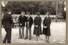Uroczystość z okazji zakończenia roku szkolnego, Białystok, Technikum Kolejowe w Starosielcach, czerwiec 1980 r.