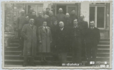 Ukończenie kursu analfabetów w Technikum Weterynaryjnym przy Państwowym Browarze w Dojlidach, Pałac Lubomirskich, Dojlidy, Białystok, kwiecień 1951 r.