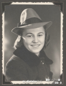Portret kobiety, lata 40. XX w.