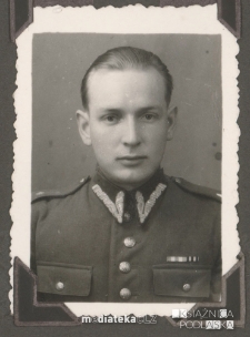 Portret Zbyszka Gilewskiego w mundurze żołnierskim, lata 40. XX w.