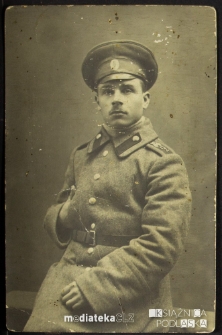 Portret Aleksandra Łuckiewicza w płaczu wojskowym, 1900-1910 r.