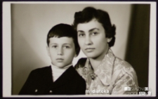 Portret matki z synem, lata 70. XX w.