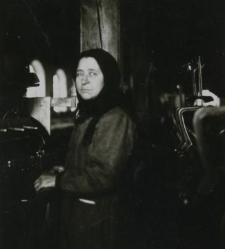 Przodująca tkaczka z Białegostoku