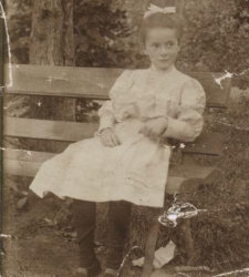 Maria Wieczorek jako mała dziewczynka