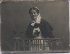 Ala? Romanow w ubrania siostry PCK