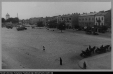 Białystok, odbudowa śr&oacute;dmieścia. Rynek Kościuszki