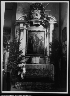 Ostrożany, kości&oacute;ł