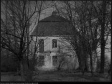 Turośń Kościelna, dw&oacute;r myśliwski