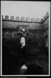 Szydłów, ruiny zamku