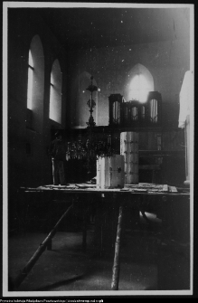 Szydł&oacute;w, wnętrze kościoła św. Władysława