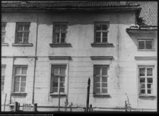 Galwiecie, dw&oacute;r