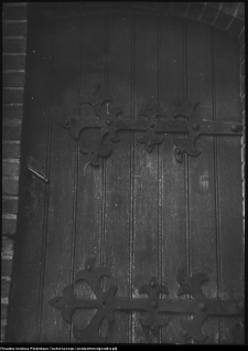 Rogale, kości&oacute;ł