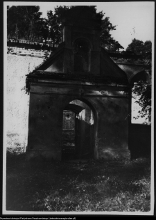 Banie Mazurskie, kości&oacute;ł