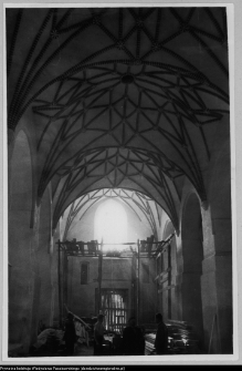 Wizna, odbudowa kościoła