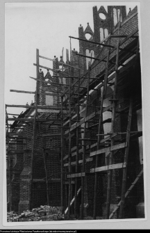 Wizna, odbudowa kościoła